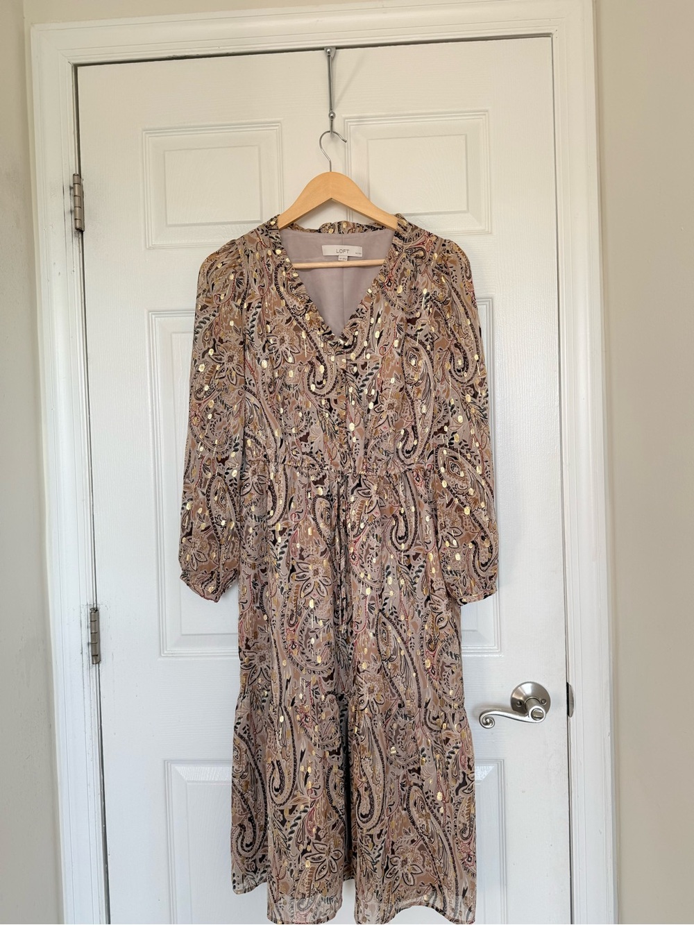 LOFT Taupe Paisley Long-Sleeve Midi Dress